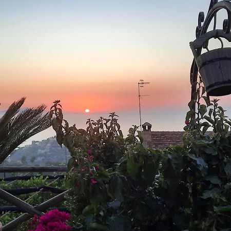 דירות מסה לוברנסה Terrazza Sul Golfo מראה חיצוני תמונה